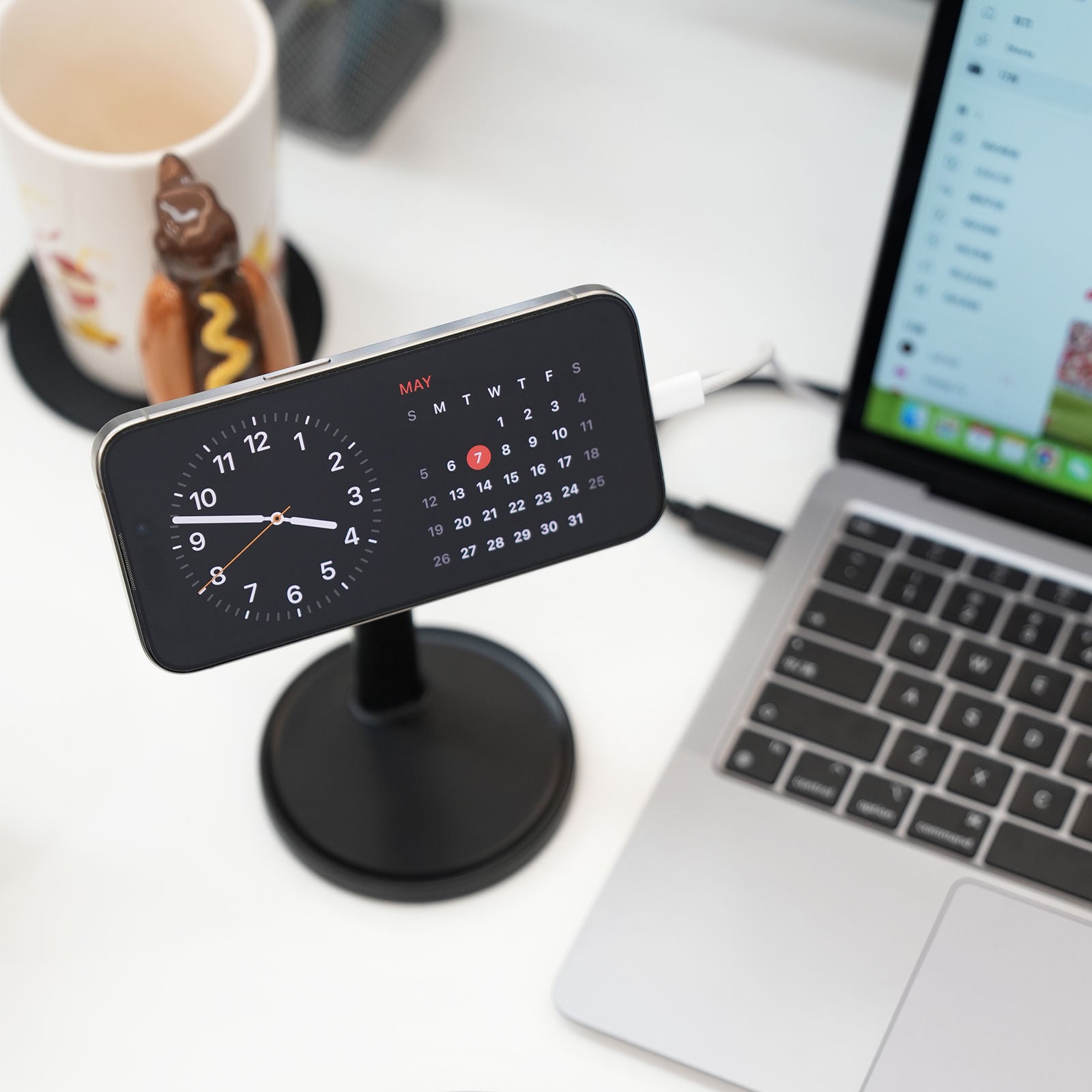 T40 Adjustable Cell Phone Stand APPS2Car Mount