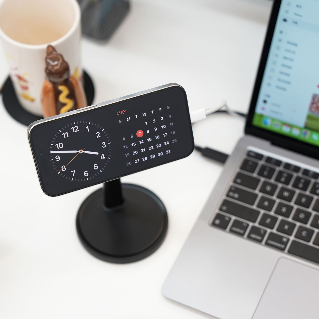 T40 Adjustable Cell Phone Stand APPS2Car Mount