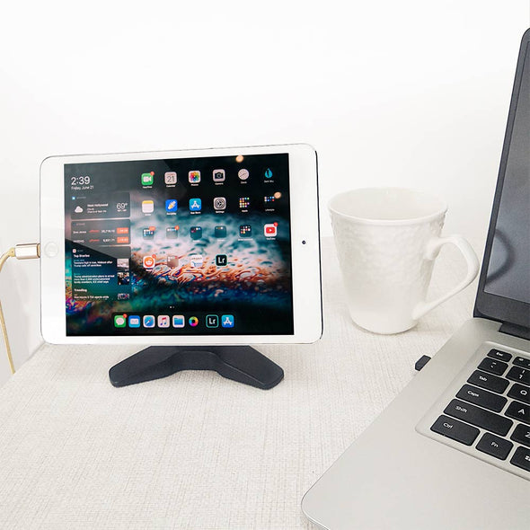 Universal Magnetic Desk Phone Stand